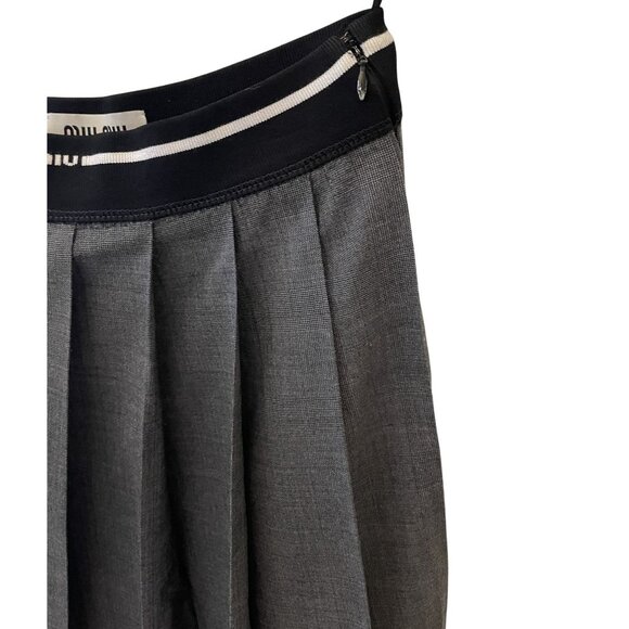 Miu Miu Womens Gray Pleated Mini Skirt With Elastic Waistband - Picture 4 of 16